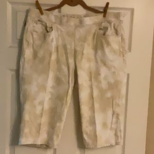 Belle by Kim Gravel flexibelle pedal pushers